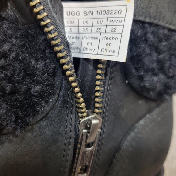 UGG Australia Blayre II Women's Size US 5 Black Leather Ankle Shearling Boots - Picture 8 of 8